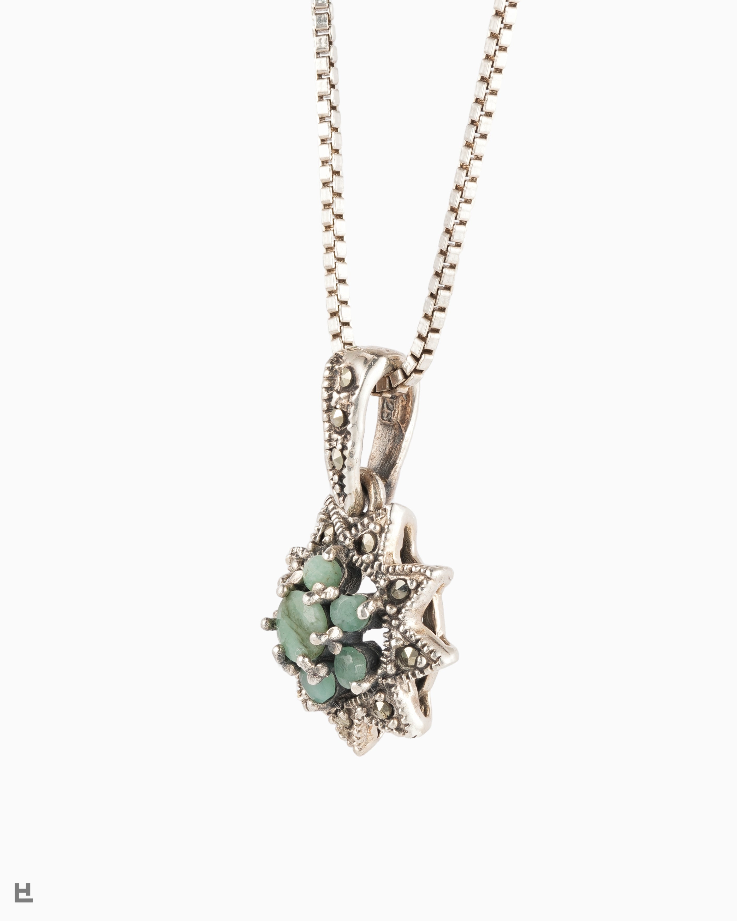 Collana Vintage con Rosetta Floreale a Stella e Smeraldo