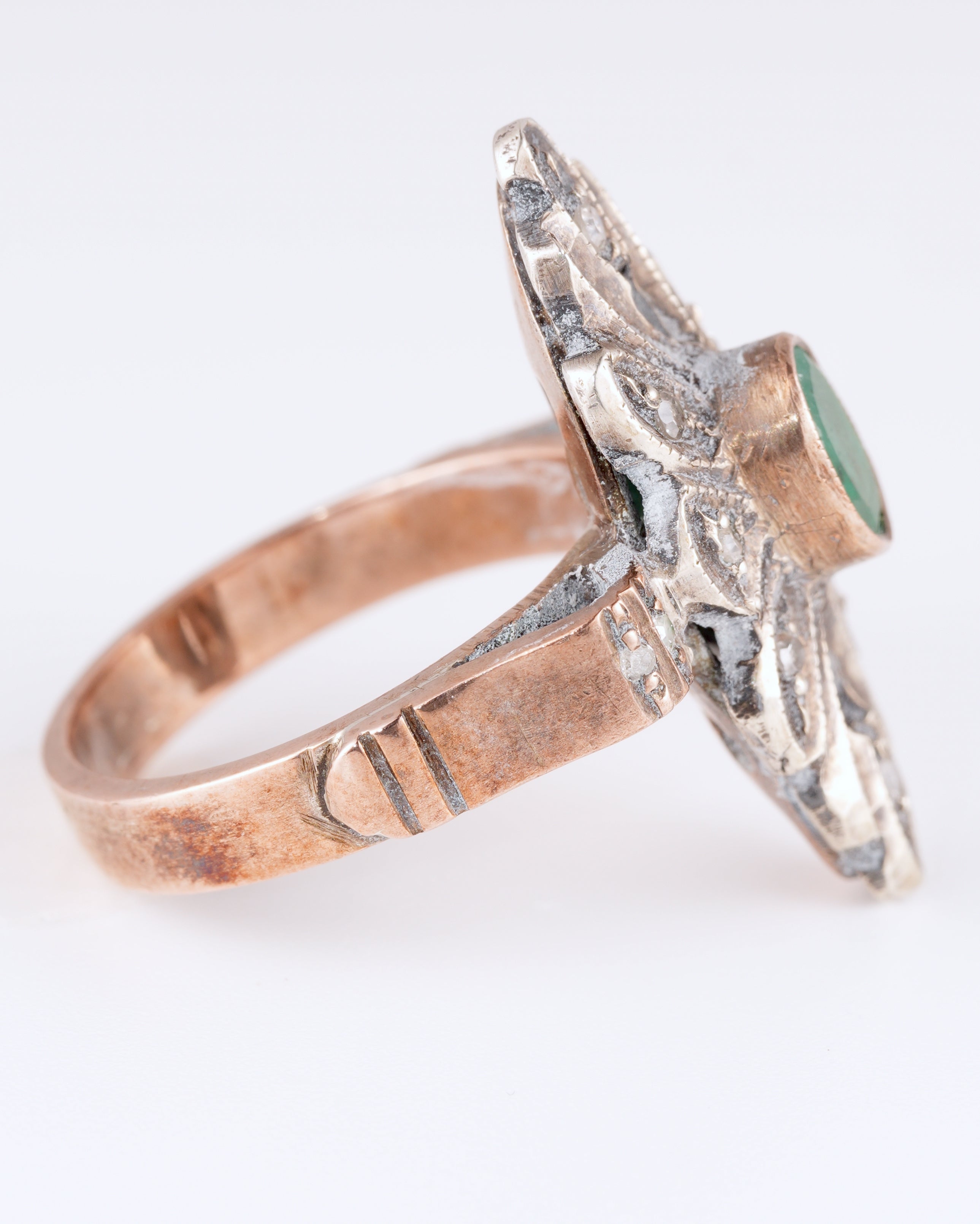 Antiker Edwardian Statement-Ring mit Smaragd und Diamanten