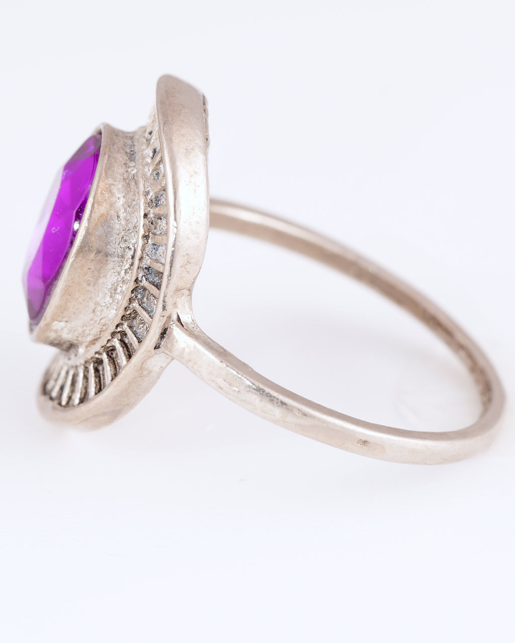 Ausdrucksstarker Vintage-Ring im faszinierenden Retro-Design