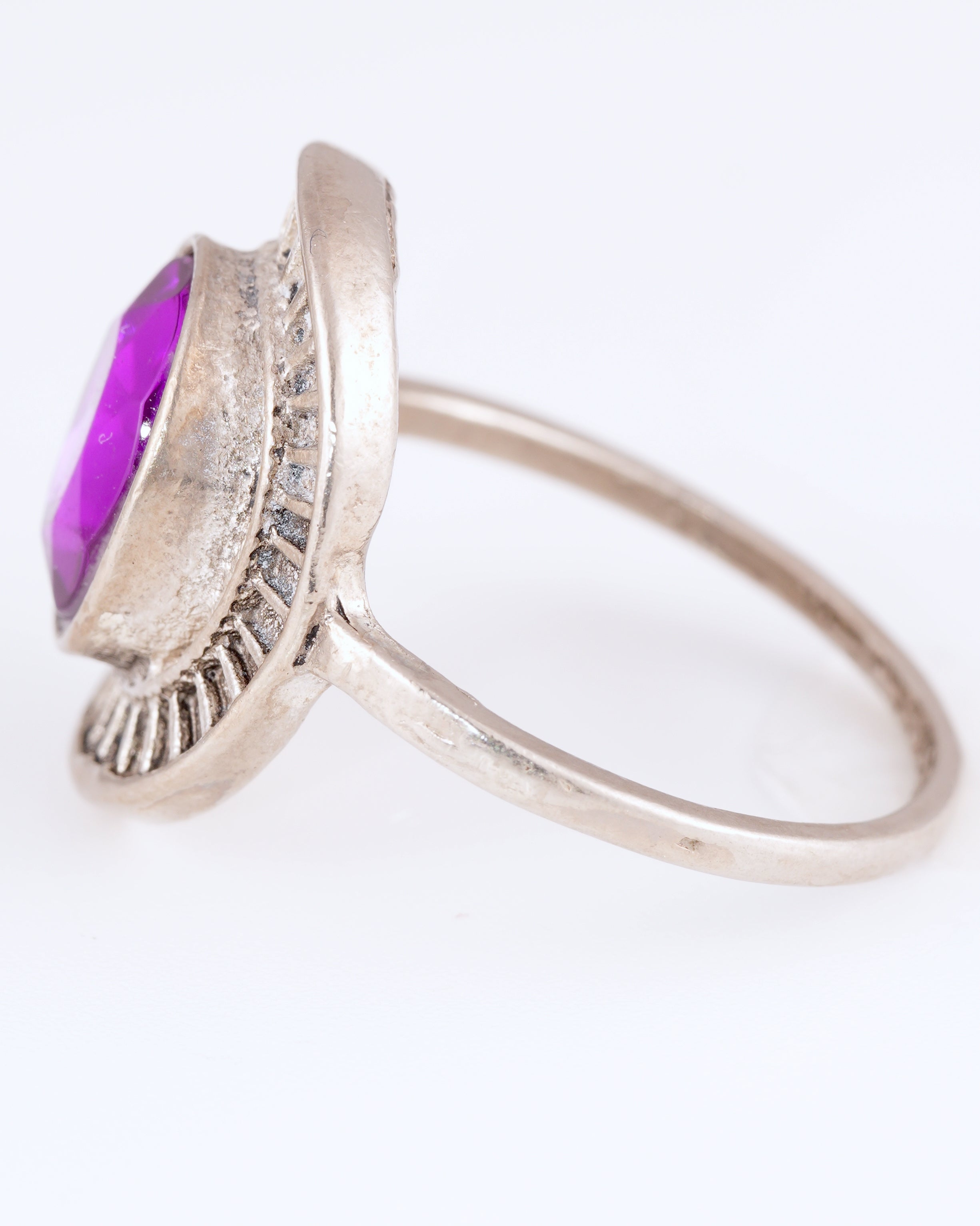 Ausdrucksstarker Vintage-Ring im faszinierenden Retro-Design