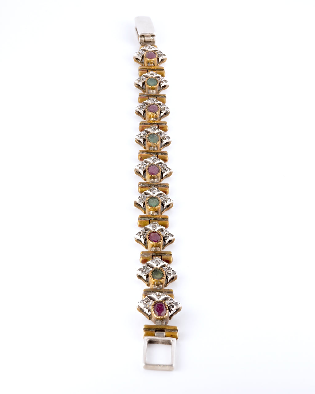 Meraviglioso e Magistralmente Realizzato Bracciale Storico in Stile Antico