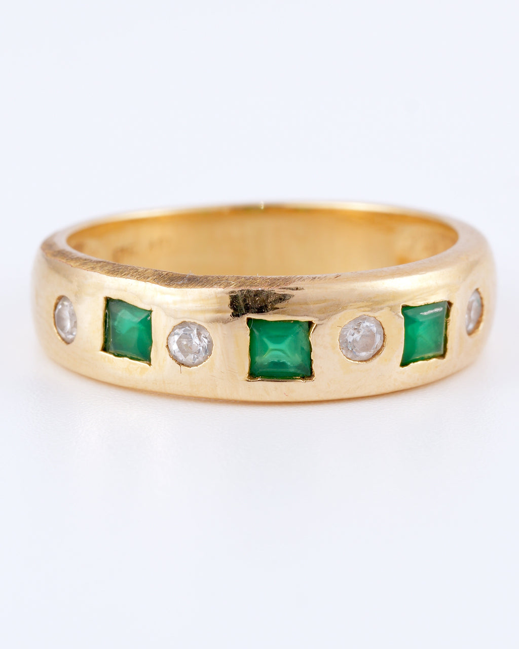Exquisite and Classically Elegant Band Ring with Vibrant Color Accents