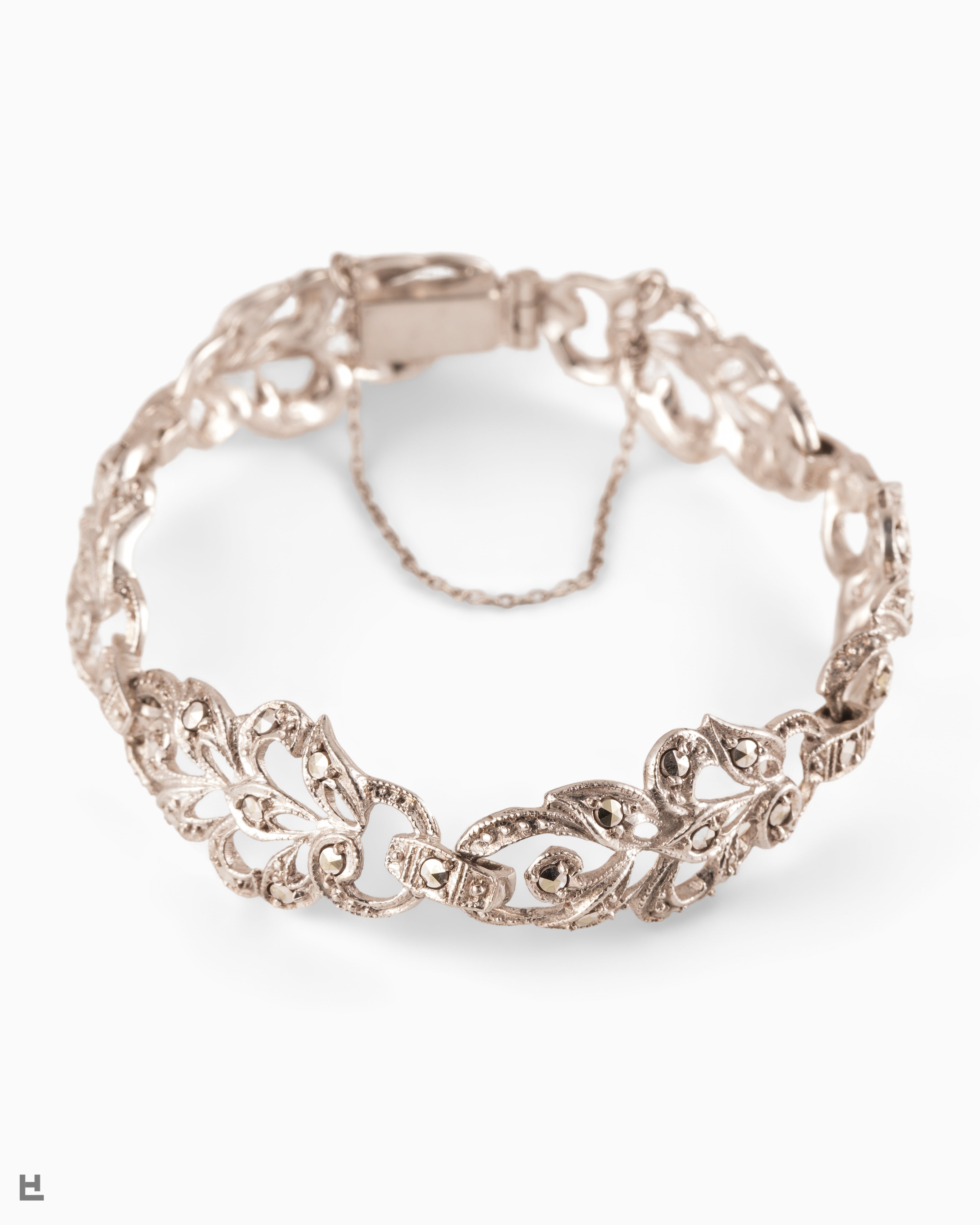 Magnifique Bracelet Vintage au Style Art Nouveau Floral et Romantique