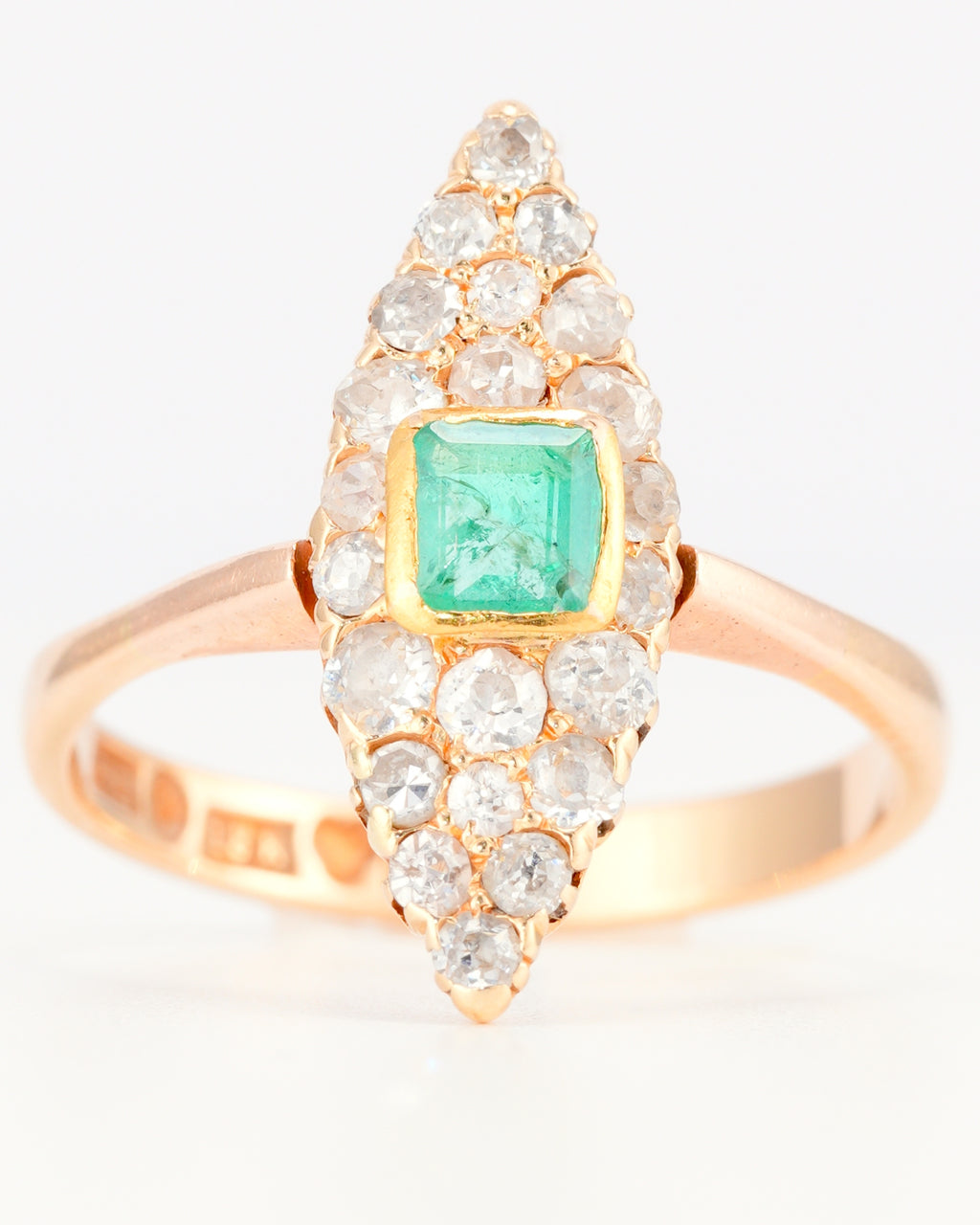 Exquise Bague Navette en Or Jaune 18K avec Émeraude et Diamants Taille Ancienne