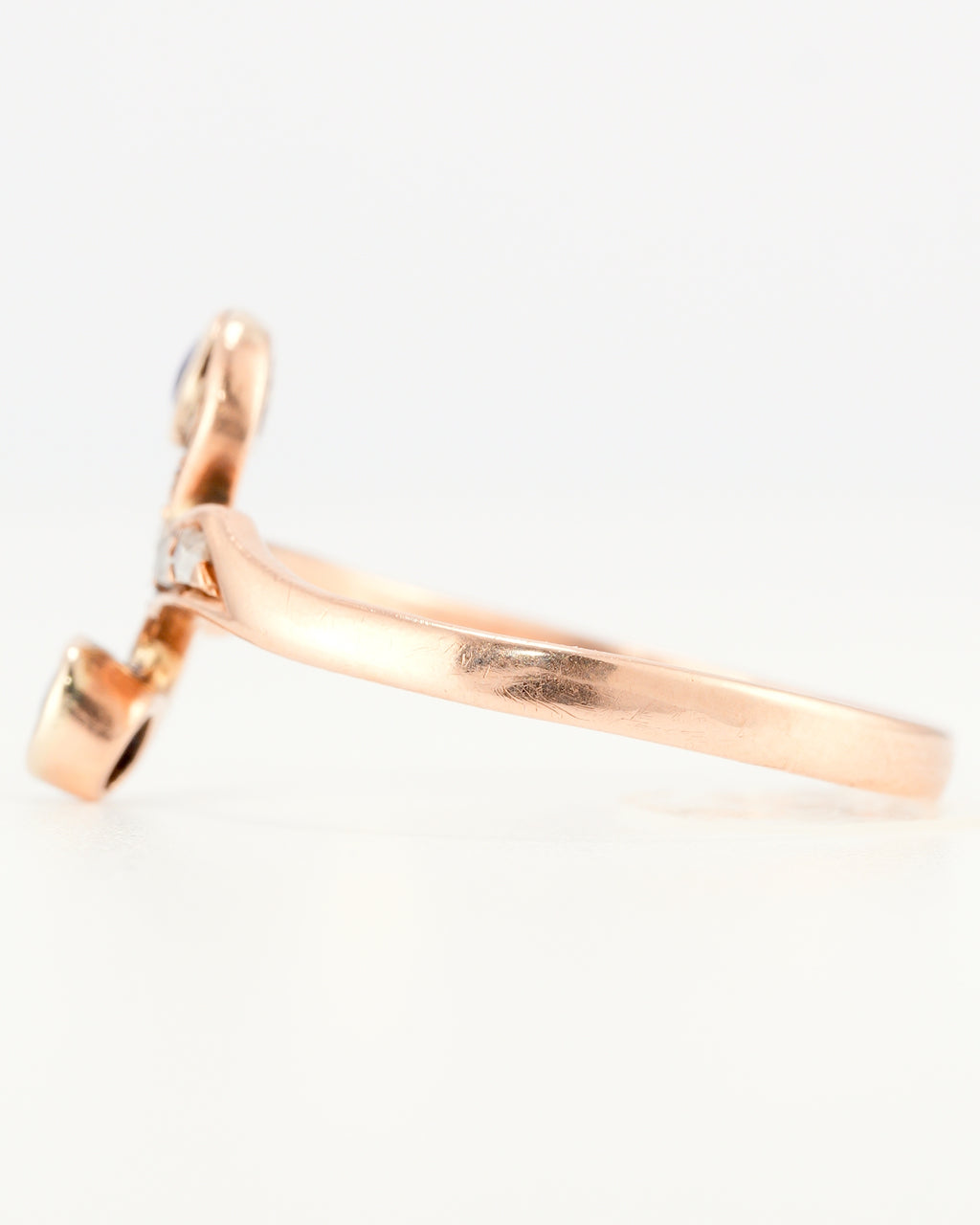 Antiker Toi et Moi Jugendstil-Ring aus russischem Roségold mit Saphiren und Diamanten