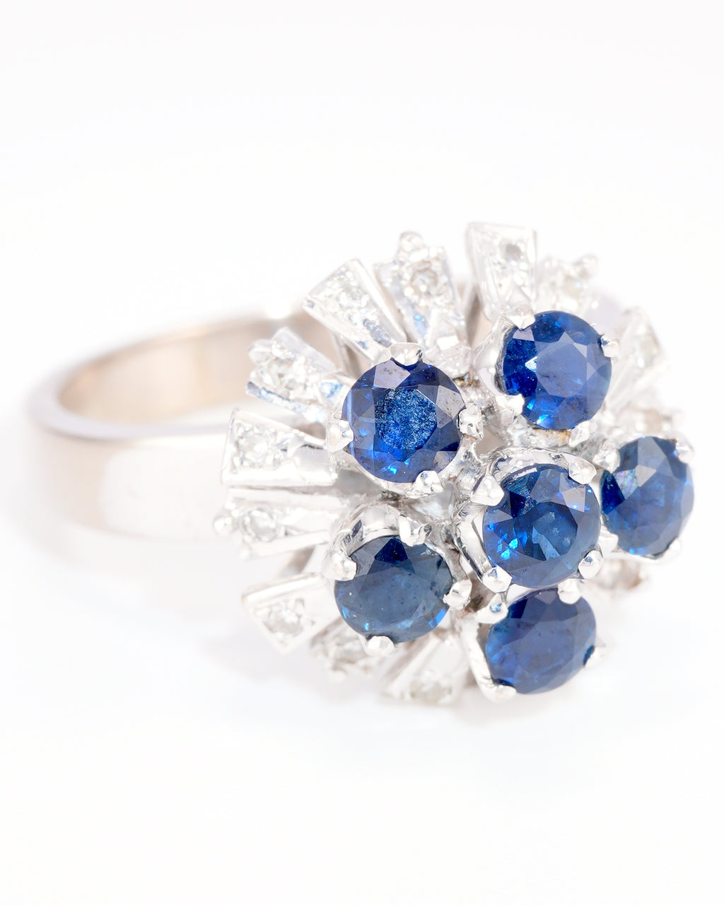 Bezaubernder Vintage-Ring im glamourösen Mid-Century-Design